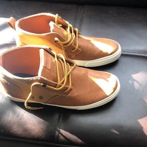 London Fog Brown Leather Shoes